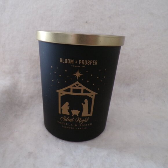 Bloom & Prosper Silent Night Scented Candle 15.2 oz Vanilla & Amber - Picture 1 of 5